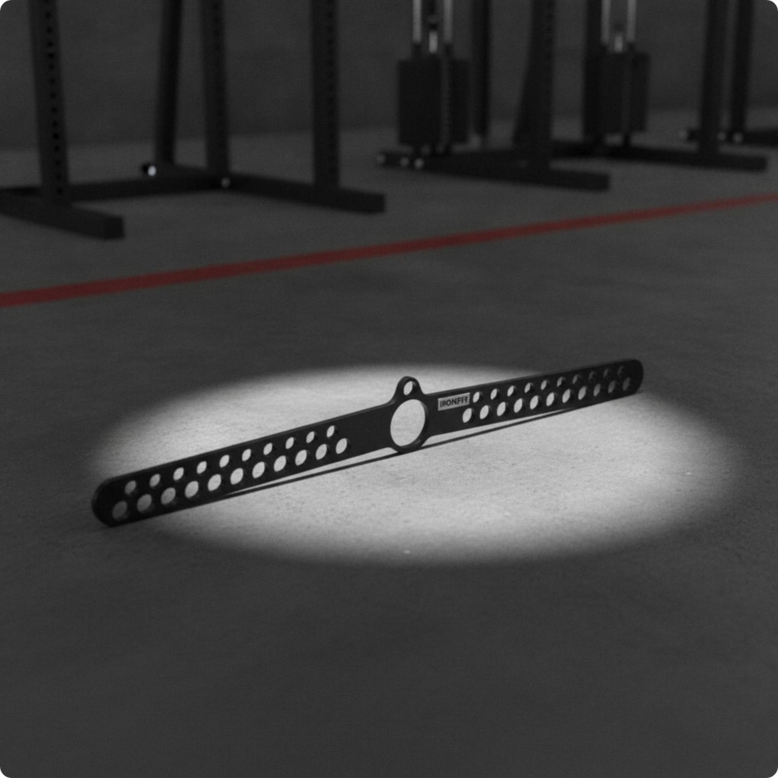 Lat Pulldown Bar - Barra de Puxada LAT com Múltiplos